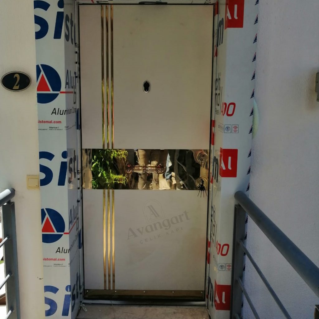 Gold Detay Daire Kapısı AVGN-346