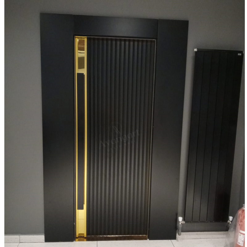 Gold Detay Siyah Villa Kapısı AVNG-062