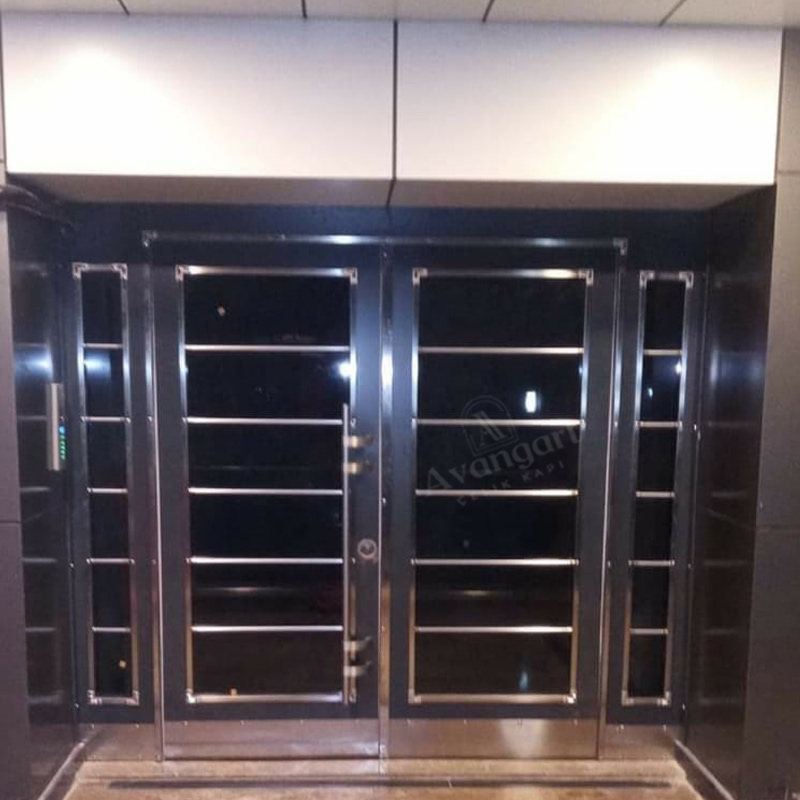 Siyah Apartman Kapısı AVGN-646
