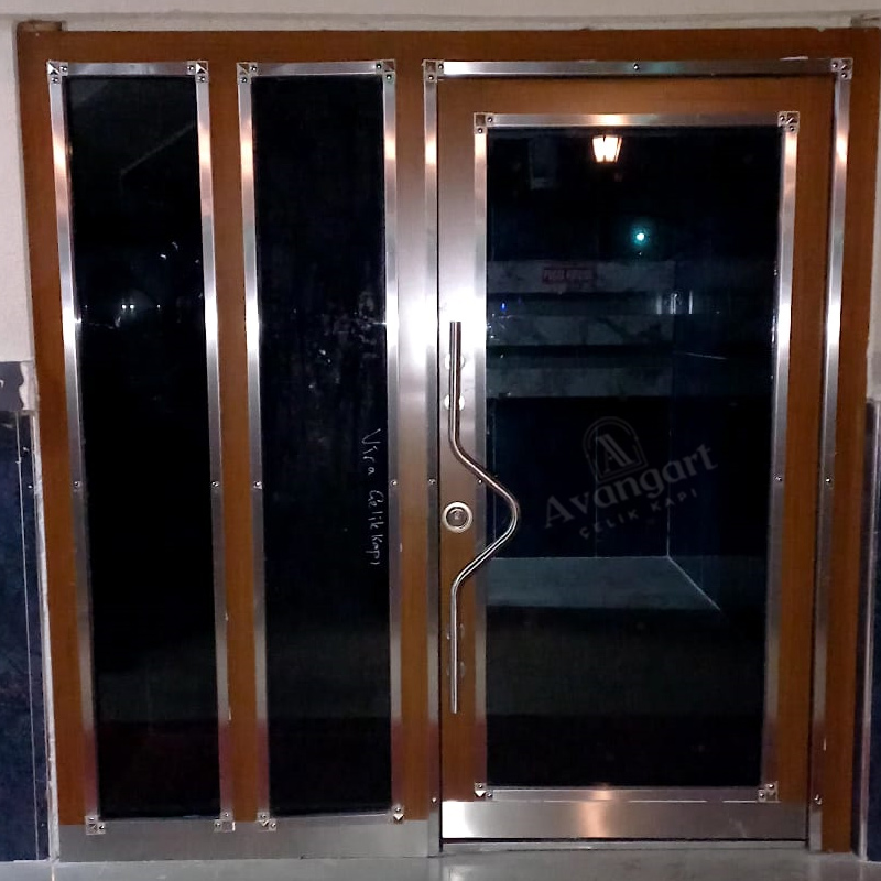 Kahve Apartman Kapısı AVGN-642